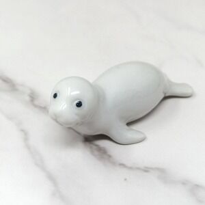 Vintage Unbranded Seal Figurine, Small, White, Glazed Porcelain